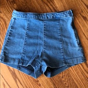 High waisted jeans shorts